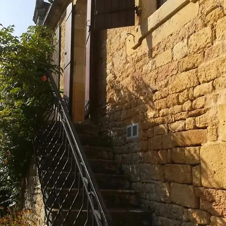 Дом отдыха Maison De Village Avec Jardin, Pres De Villefranche Du Perigord, Ideale Familles, Animaux Acceptes - Fr-1-616-162 *